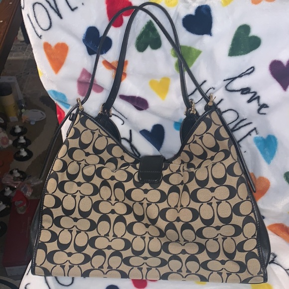 Coach Hand Bag - Picture 5 of 6